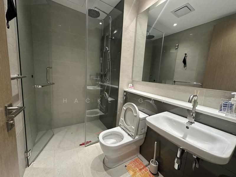 Service Residence for Sale at Cantara Residences - Hacken Gan - Bathroom - PropertyGuru.com.my