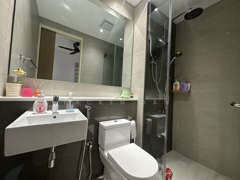 Service Residence for Sale at Cantara Residences - Hacken Gan - Bathroom - PropertyGuru.com.my