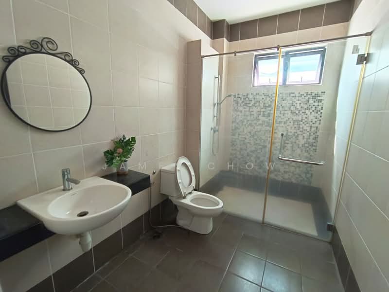Bungalow for Sale in Subang Heights (Subang Jaya) - James Chow - Bathroom - PropertyGuru.com.my