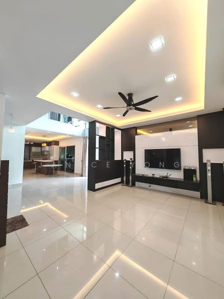 Rumah Teres 2.5 Tingkat untuk Dijual di Taman Sutera Utama (Skudai) - Janice Yong - Living Room - PropertyGuru.com.my