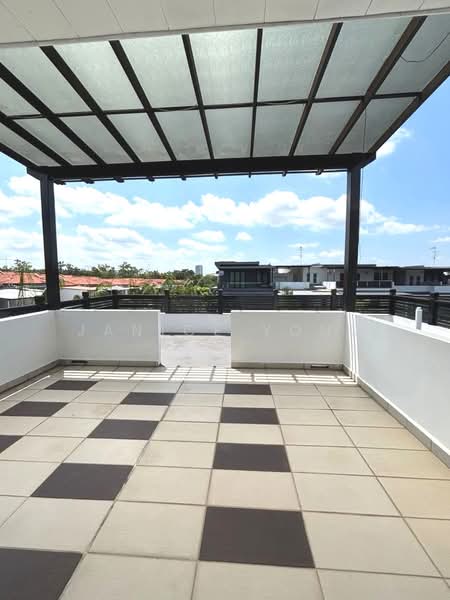 Rumah Teres 2.5 Tingkat untuk Dijual di Taman Sutera Utama (Skudai) - Janice Yong - Balcony - PropertyGuru.com.my