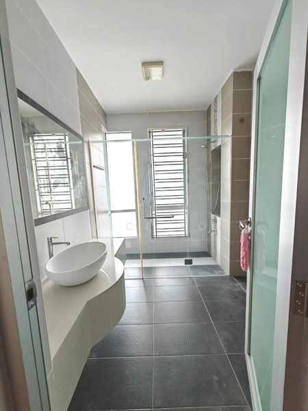 Rumah Teres 2.5 Tingkat untuk Dijual di Taman Sutera Utama (Skudai) - Janice Yong - Bathroom - PropertyGuru.com.my