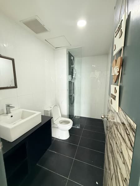 Service Residence for Sale at Menara Geno - Amy Lim - Bathroom - PropertyGuru.com.my