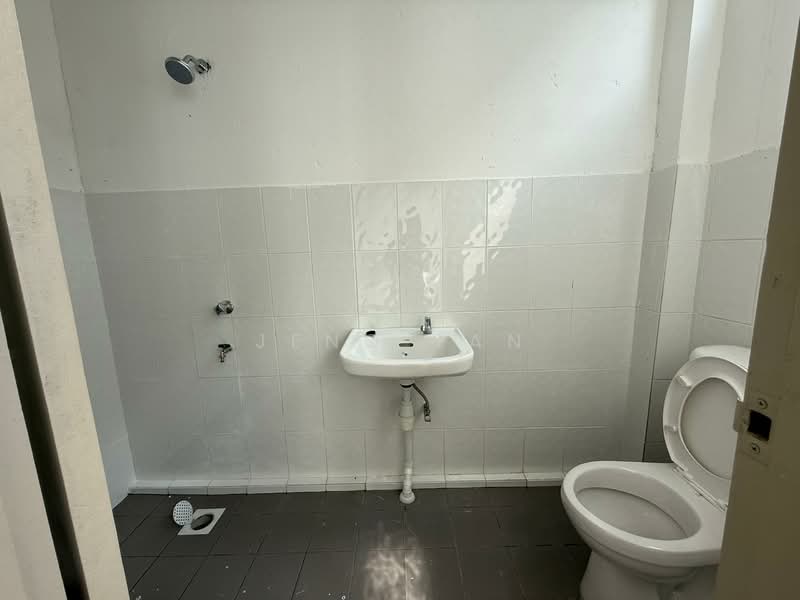 Apartment for Sale at Taman Sentosa Apartment (Kuching) - Jeno Tan - PropertyGuru.com.my