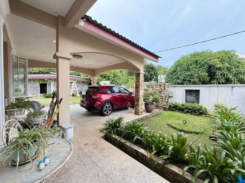 Rumah Berkembar untuk Dijual di Ukay Perdana (Ulu Kelang) - Izzah Alias - Exterior - PropertyGuru.com.my