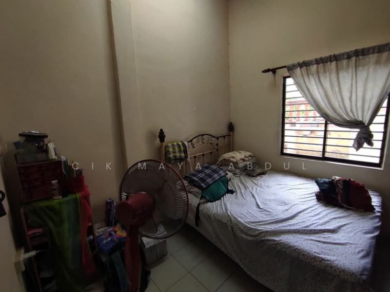 Rumah Teres 2 Tingkat untuk Dijual di Cemerlang Heights (Gombak) - Cik Maya Abdul - Bedroom - PropertyGuru.com.my