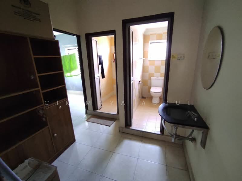 Rumah Teres 2 Tingkat untuk Dijual di Cemerlang Heights (Gombak) - Cik Maya Abdul - Bathroom - PropertyGuru.com.my