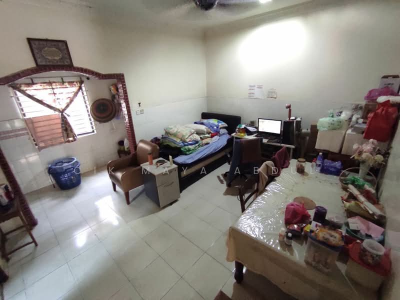 Rumah Teres 2 Tingkat untuk Dijual di Cemerlang Heights (Gombak) - Cik Maya Abdul - Bedroom - PropertyGuru.com.my