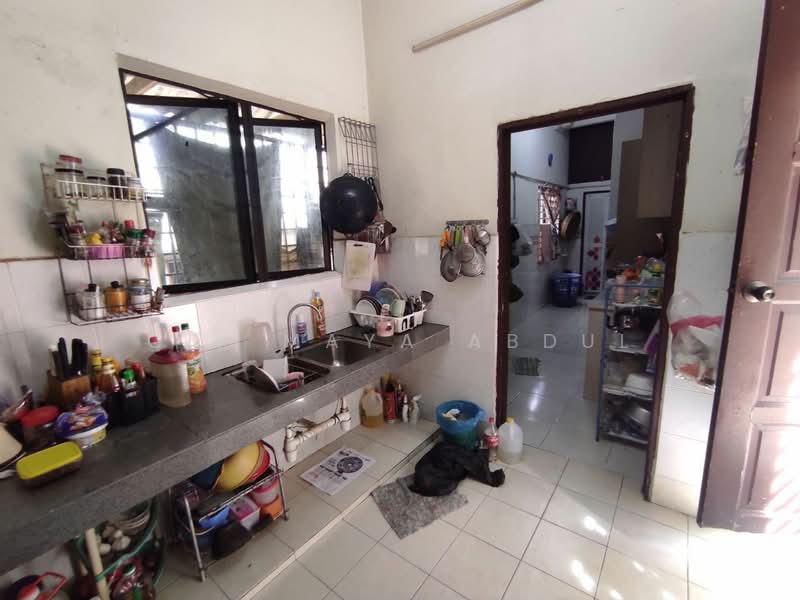 Rumah Teres 2 Tingkat untuk Dijual di Cemerlang Heights (Gombak) - Cik Maya Abdul - Kitchen - PropertyGuru.com.my