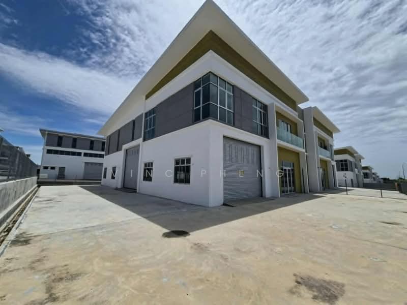 Semi-D Factory for Rent in Ayer Keroh (Melaka) - Vinc Pheng - Exterior - PropertyGuru.com.my