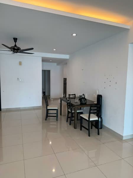 Servis Apartment untuk Disewa di Summerton - Sr. Helen Teoh - Living Room - PropertyGuru.com.my