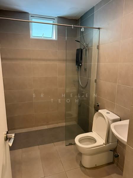 Servis Apartment untuk Disewa di Summerton - Sr. Helen Teoh - Bathroom - PropertyGuru.com.my