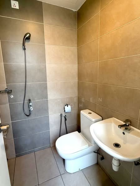 Service Residence for Rent at Summerton - Sr. Helen Teoh - Bathroom - PropertyGuru.com.my