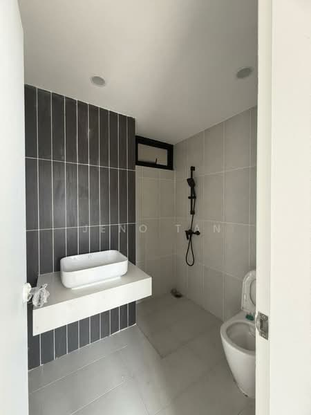 Condominium for Sale at Milano Eight - Jeno Tan - Bathroom - PropertyGuru.com.my