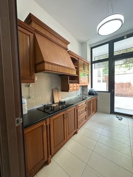 Rumah Berkembar untuk Dijual di Johor Bahru (Johor) - Sharon Ng - Kitchen - PropertyGuru.com.my