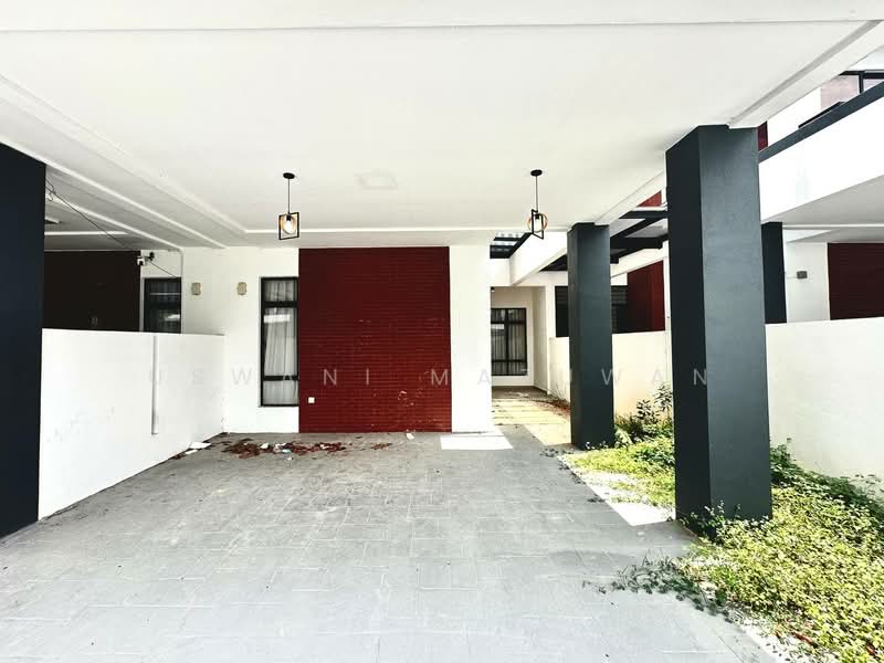 Semi-Detached House for Sale in Dengkil (Selangor) - Uswani Mazuwan - Exterior - PropertyGuru.com.my