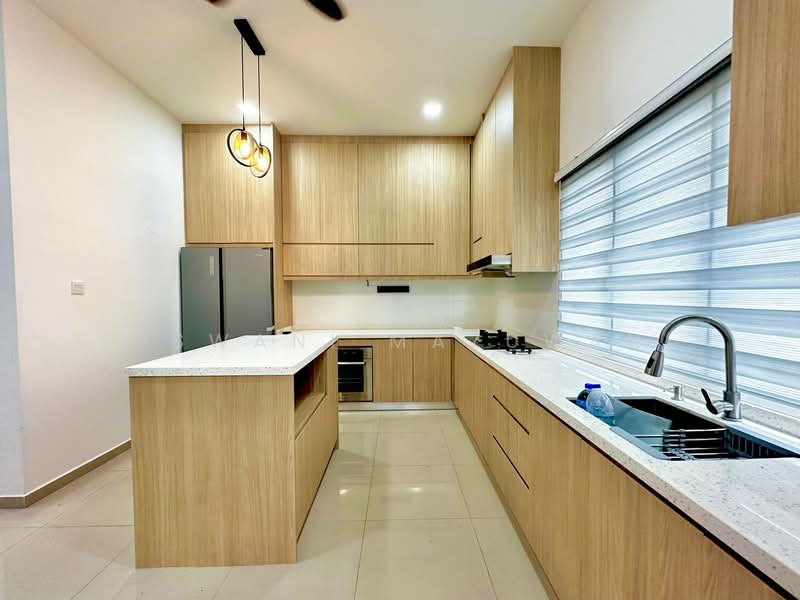 Semi-Detached House for Sale in Dengkil (Selangor) - Uswani Mazuwan - Kitchen - PropertyGuru.com.my