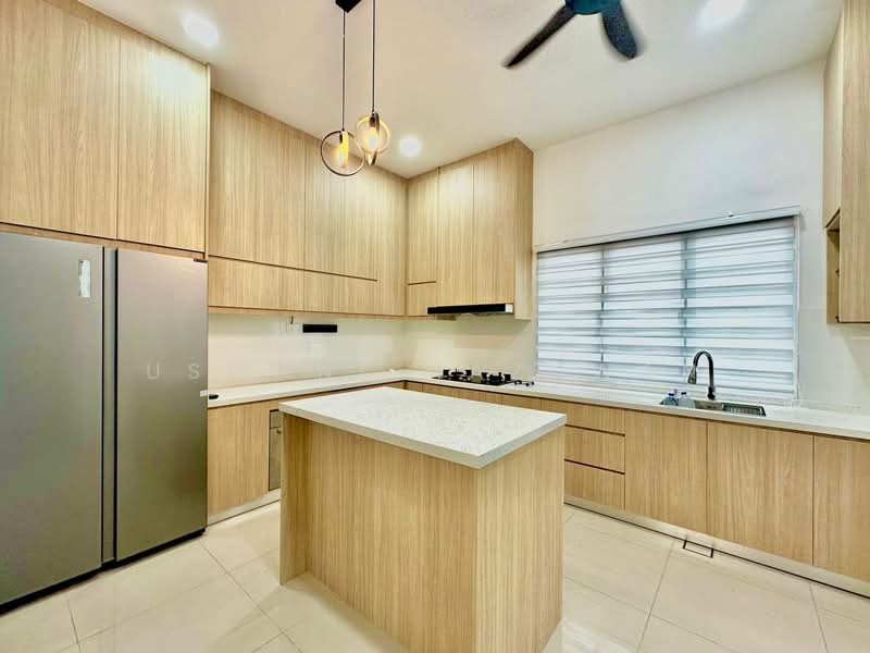 Semi-Detached House for Sale in Dengkil (Selangor) - Uswani Mazuwan - Kitchen - PropertyGuru.com.my