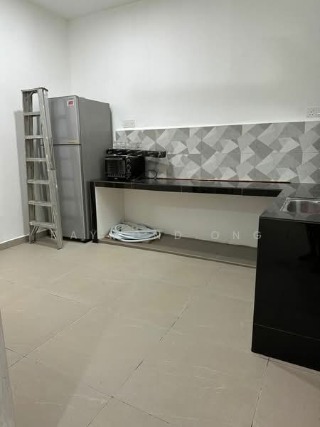 Rumah Teres untuk Disewa di Bandar Kinrara Seksyen 1 (Bandar Kinrara) - Raymond Ong - Kitchen - PropertyGuru.com.my