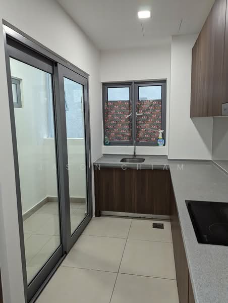 Condominium for Rent at Lakefront Residence - Jason Chiam - Kitchen - PropertyGuru.com.my