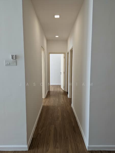 Condominium for Rent at Lakefront Residence - Jason Chiam - Corridor - PropertyGuru.com.my