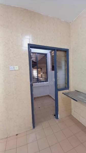 Pangsapuri untuk Dijual di Pangsapuri Mutiara Subang - Edwin Wong - Interior - PropertyGuru.com.my