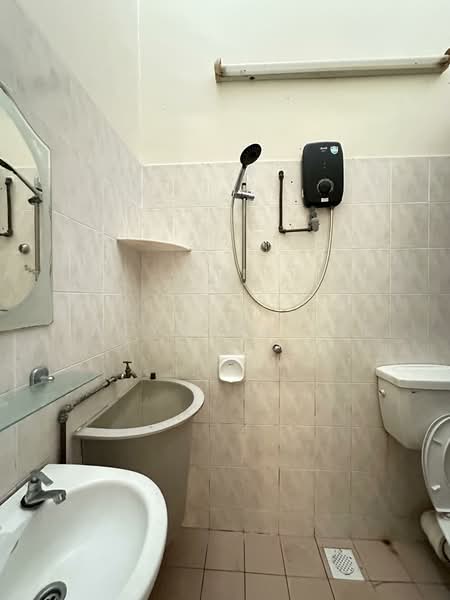 Rumah Teres 2 Tingkat untuk Dijual di Sungai Ara (Penang) - Jacyntha Lee - PropertyGuru.com.my