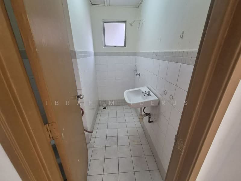 Apartment for Sale at Andari Townvilla - Ibrahim Iderus - Bathroom - PropertyGuru.com.my
