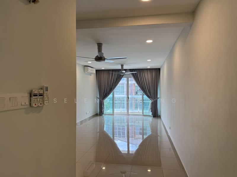 Kondominium untuk Dijual di Sg Long Residence - Selene Chong - Living Room - PropertyGuru.com.my