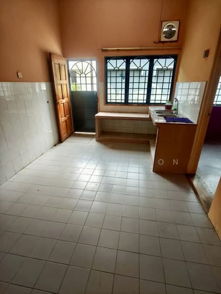 Rumah Teres 1 Tingkat untuk Disewa di Taman Mesra (Klang) - Daneal Eoon - PropertyGuru.com.my