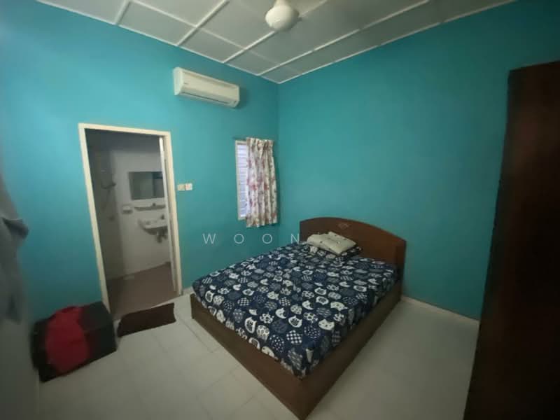 Apartment for Rent at Golden Showers (Kondo Ruby) - Woon . - Bedroom - PropertyGuru.com.my