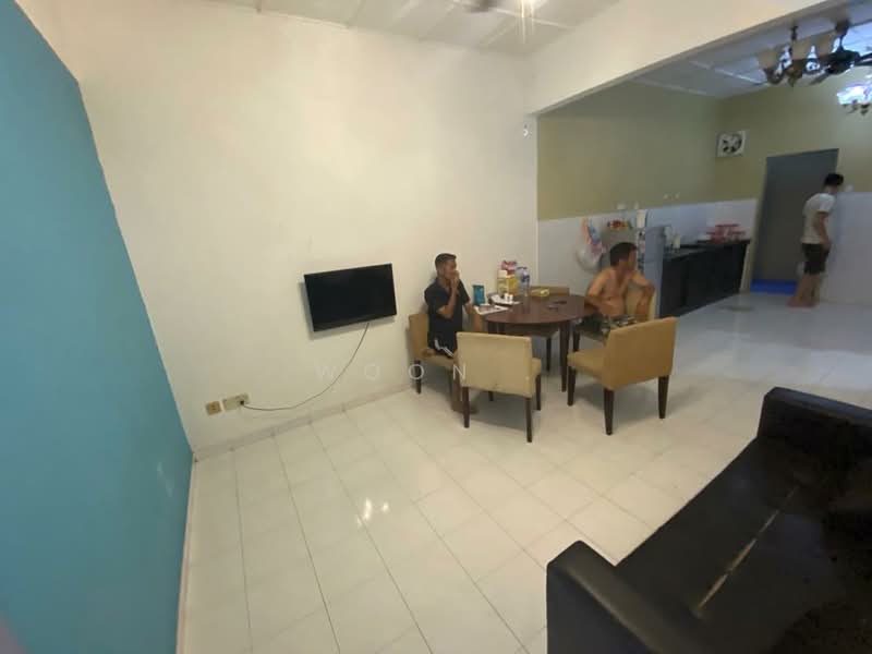 Apartment for Rent at Golden Showers (Kondo Ruby) - Woon . - Living Room - PropertyGuru.com.my