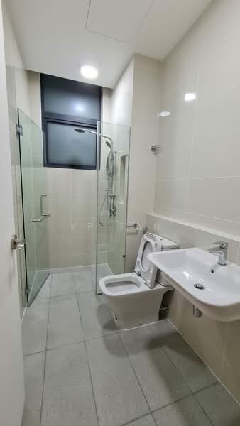 Kondominium untuk Dijual di Waltz Residences - YP Tan - Bathroom - PropertyGuru.com.my