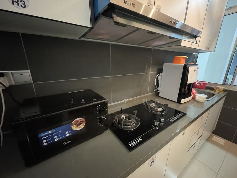 Service Residence for Rent at SKS Habitat - Jack Ting - Kitchen - PropertyGuru.com.my