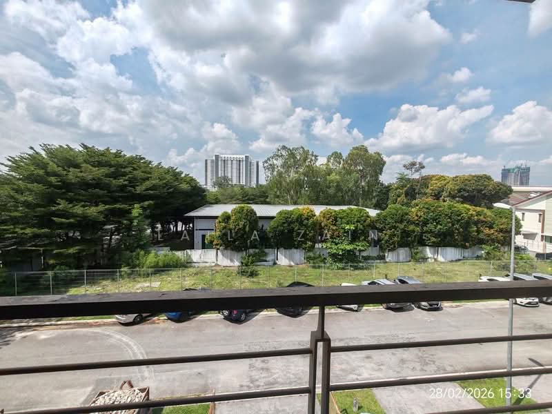 2.5-storey Terraced House for Sale in Puchong (Selangor) - Laila Zain - Exterior - PropertyGuru.com.my