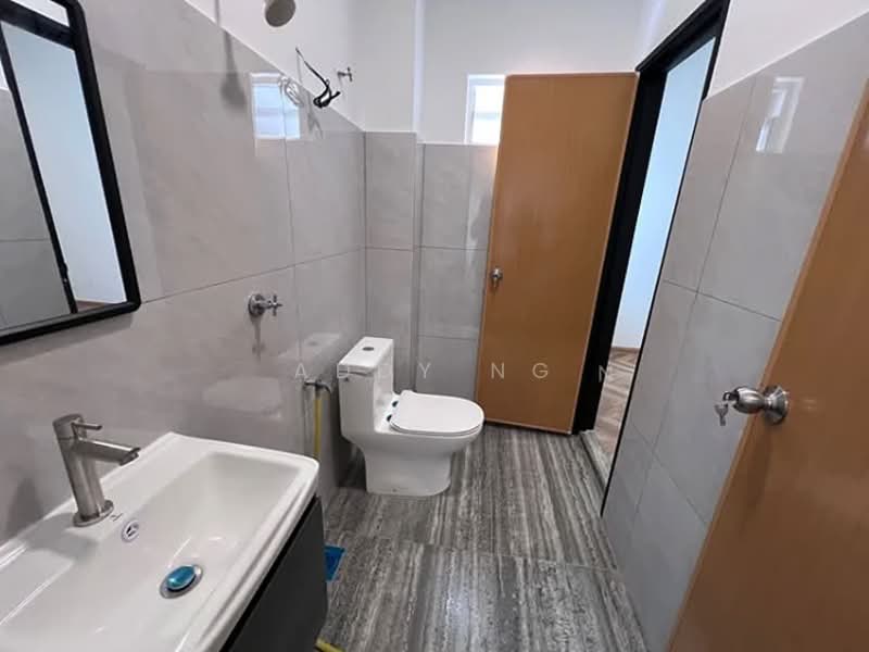 2-storey Terraced House for Sale in Bandar Mahkota Cheras (Cheras) - Addy Ng - Bathroom - PropertyGuru.com.my