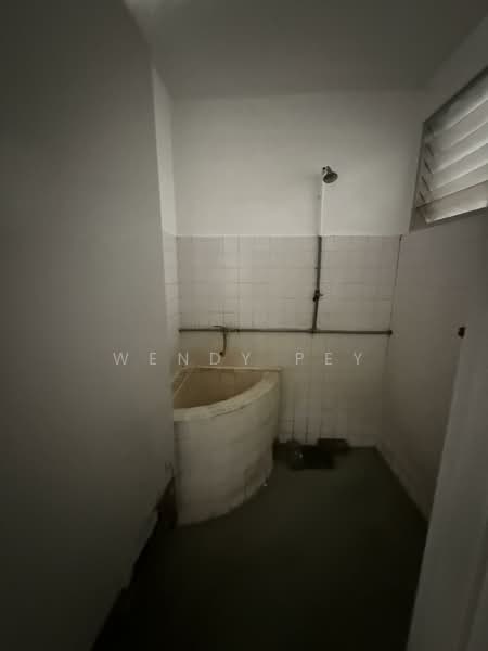 Other Property for Sale in Kompleks Chain Ferry (Butterworth) - Wendy Pey - Bathroom - PropertyGuru.com.my