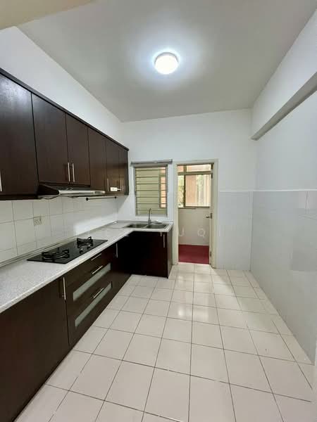 Condominium for Rent at Seri Maya Condominium - Lee Yuqi - Kitchen - PropertyGuru.com.my