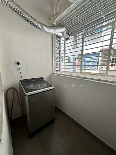 Apartment for Rent at Orchis Apartment - Grey Ong - Balcony - PropertyGuru.com.my