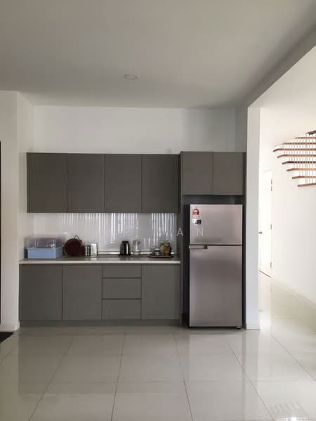 3-storey Terraced House for Sale in Taman Tasik Damai (Sungai Besi) - YP Tan - Kitchen - PropertyGuru.com.my