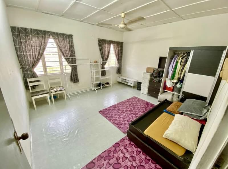 2-storey Terraced House for Sale in Taman Sri Gombak (Gombak) - Faisal Abu Omar - Bedroom - PropertyGuru.com.my