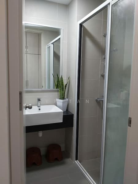 Service Residence for Sale at 28 Boulevard - YP Tan - Bathroom - PropertyGuru.com.my