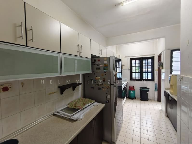 Kondominium untuk Dijual di Casa Venicia Condominium - HELMY IZZUDIN - Kitchen - PropertyGuru.com.my