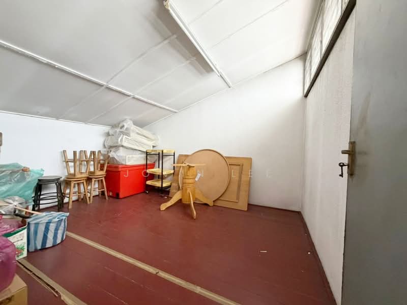 Shop for Sale in Taman Pekan Baru (Parit Buntar) - Jovin Lee - Interior - PropertyGuru.com.my