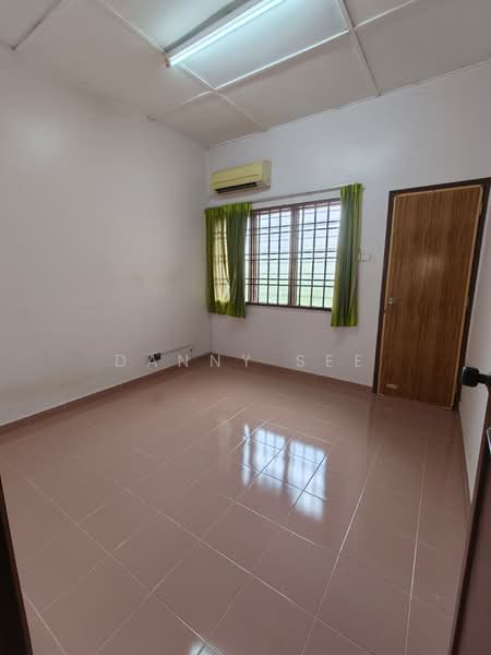 2-storey Terraced House for Rent in Bandar Indahpura (Kulai) - Danny See - Interior - PropertyGuru.com.my