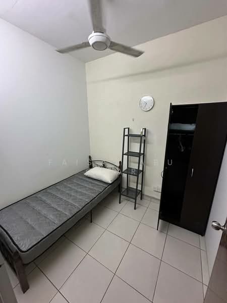 Pangsapuri untuk Dijual di Mentari Court - Faisal Abu Omar - Bedroom - PropertyGuru.com.my