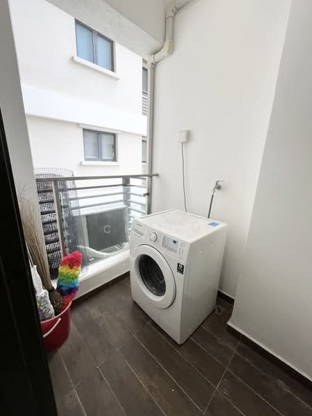 Condominium for Rent at Amberside @ Country Garden Danga Bay - CK Lim - PropertyGuru.com.my