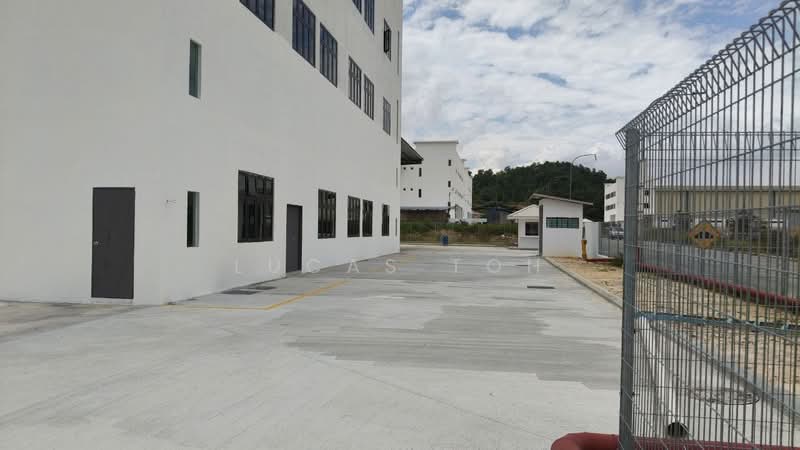 Factory for Rent in Kota Puteri (Batu Arang) - Lucas Toh - Exterior - PropertyGuru.com.my