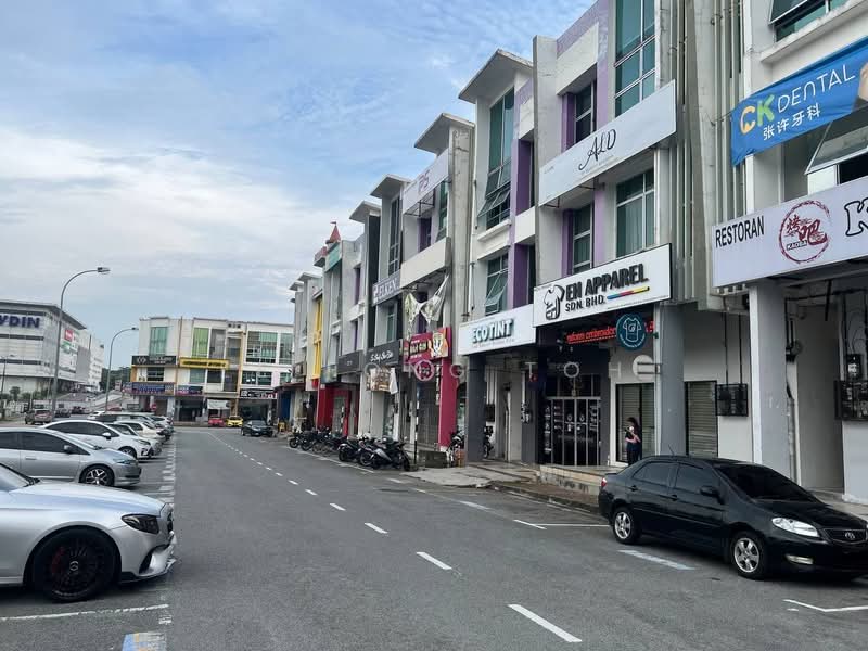 Shop / Office for Sale in Taman Mutiara Mas (Skudai) - Ee Fong Toh - Exterior - PropertyGuru.com.my