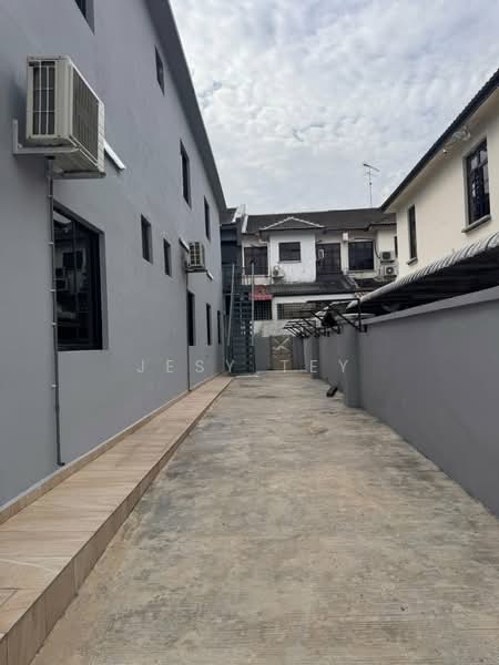 2-storey Terraced House for Sale in Taman Desa Cemerlang (Ulu Tiram) - Jesy Tey - Exterior - PropertyGuru.com.my